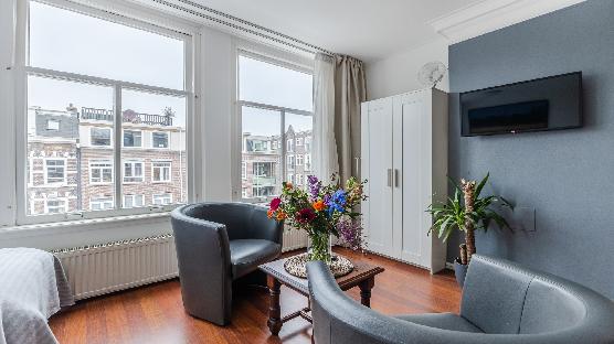 Albert Cuyp III B studio Amsterdam